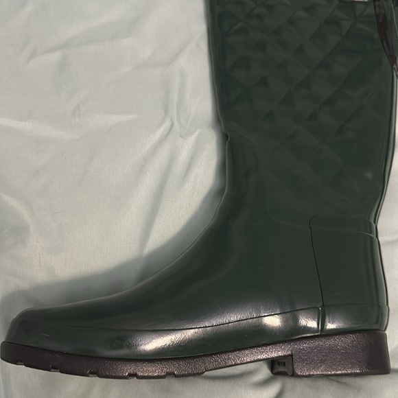 Hunter Refined Gloss quilt Tall Boots -Green - Picture 8 of 8